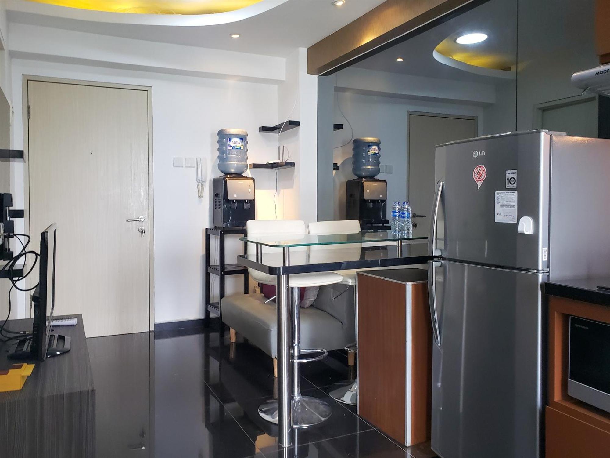 And Cozy Living 2br At Bay Pluit By Travelio Jakarta