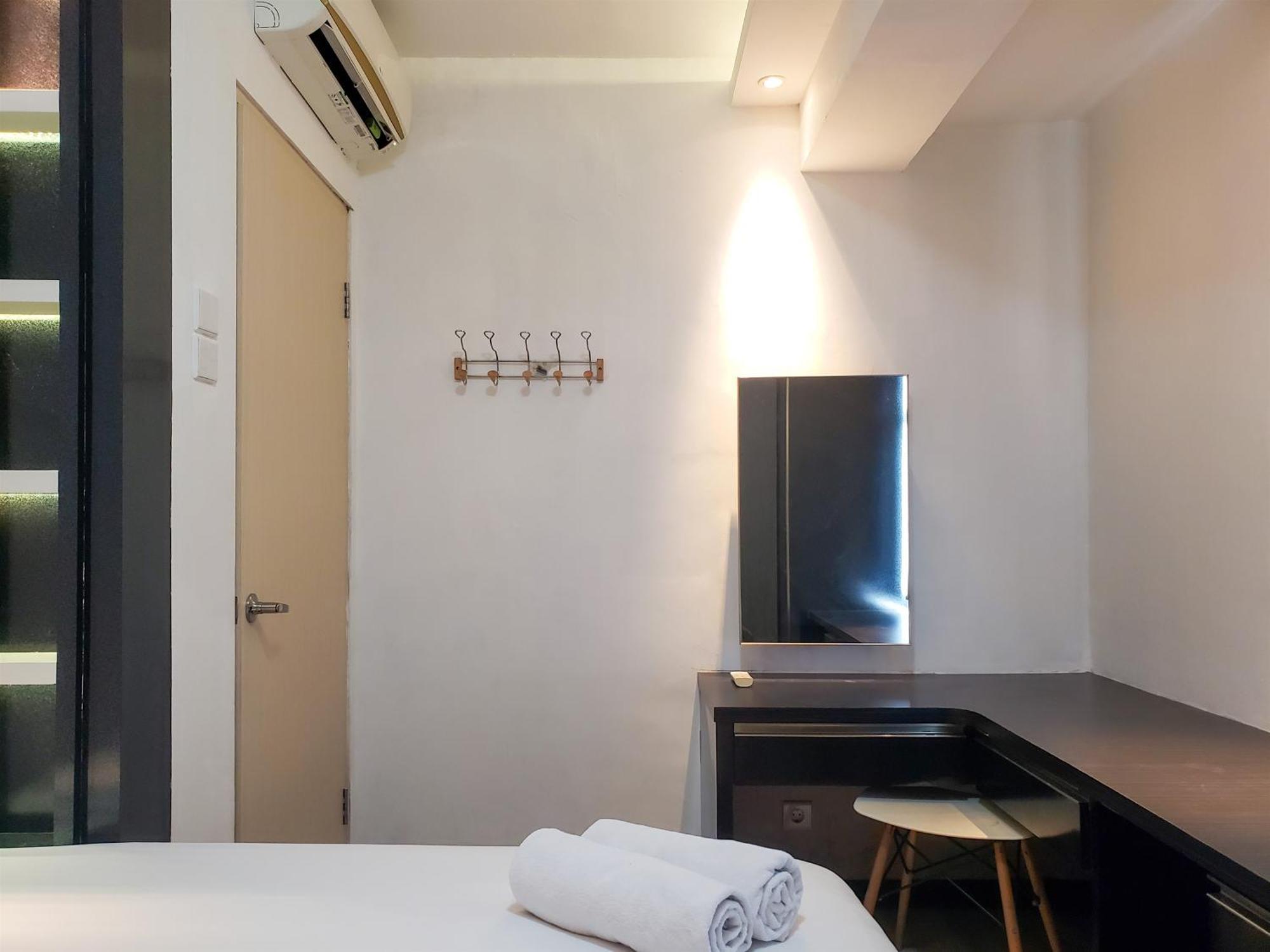 Apartment And Cozy Living 2br At Bay Pluit By Travelio *